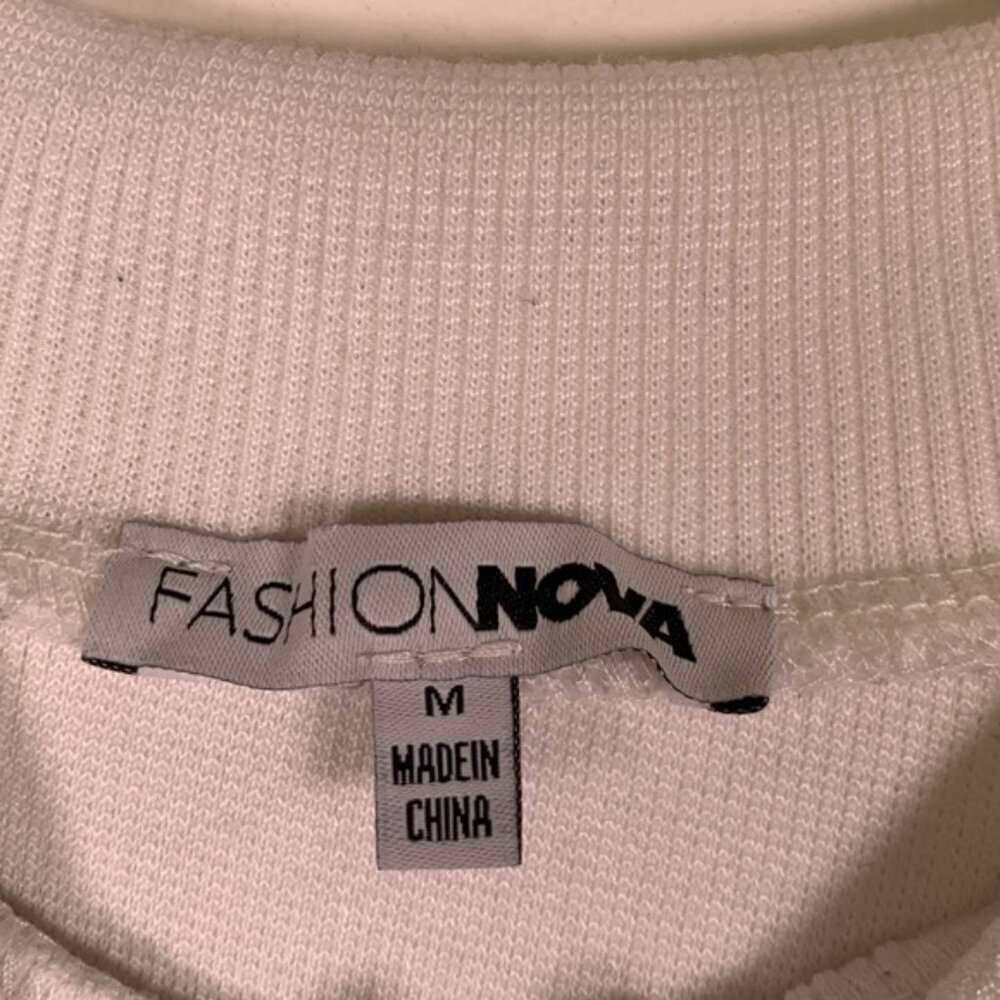 Fashion Nova White Ribbed Thong Bodysuit Front Zipper Size Med #2937 - Picture 5 of 5